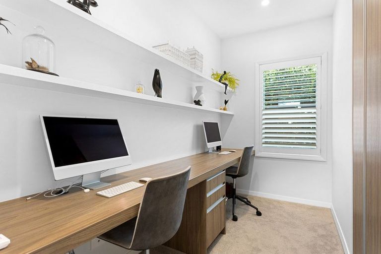 Photo of property in 2 Snowdon Road, Fendalton, Christchurch, 8052