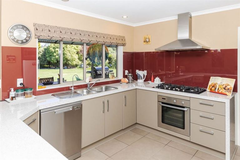 Photo of property in 37 Mangauika Road, Pirongia, Te Awamutu, 3876