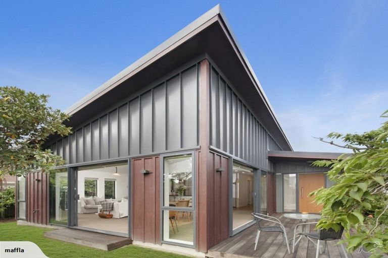 Photo of property in 92 Rugby Street, Awapuni, Palmerston North, 4412