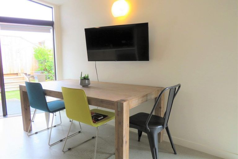 Photo of property in 12 Station Street, Hobsonville, Auckland, 0616