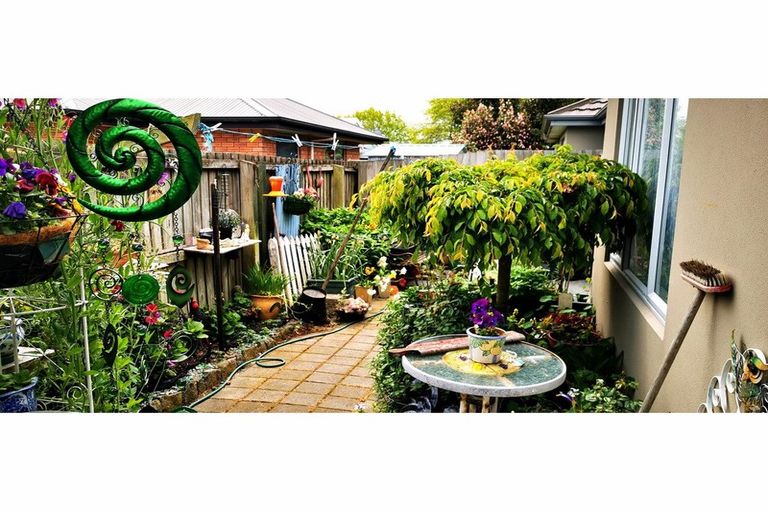 Photo of property in 4/14 Belfast Road, Belfast, Christchurch, 8051