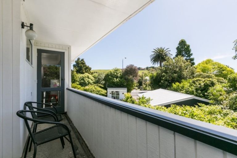 Photo of property in 7 Church Road, Taradale, Napier, 4112