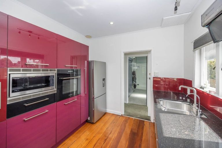 Photo of property in 122 Maeroa Road, Maeroa, Hamilton, 3200