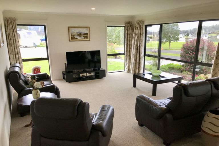 Photo of property in 48 Leeward Drive, Whitianga, 3510