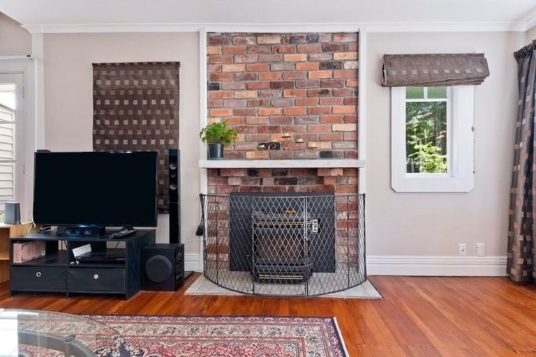 Photo of property in 91 Mandeville Street, Riccarton, Christchurch, 8011