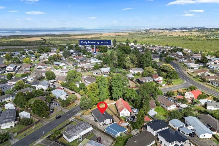 Photo of property in 49 Moncrieff Avenue, Clendon Park, Auckland, 2103