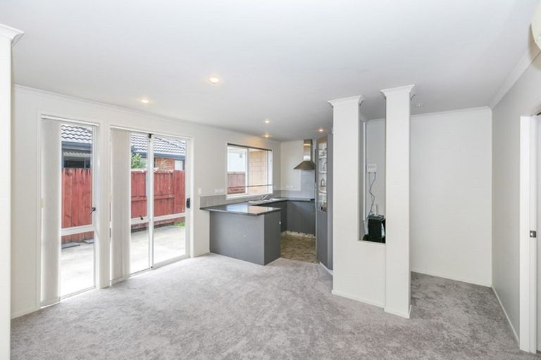 Photo of property in 32 Parkside Drive, Huntington, Hamilton, 3210