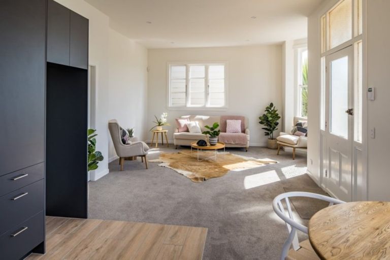Photo of property in 10 Stanley Street, Dannevirke, 4930