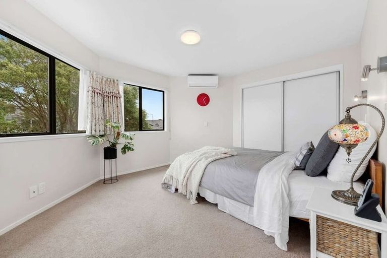 Photo of property in 1/19 Galsworthy Place, Bucklands Beach, Auckland, 2014