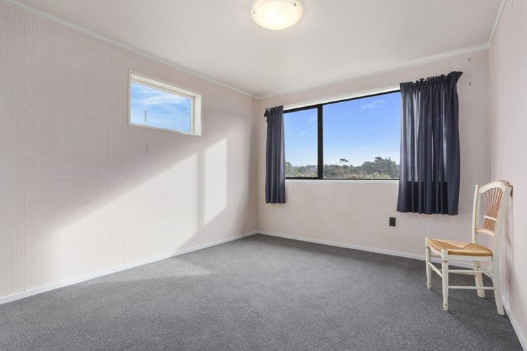 Photo of property in 7a Taioma Crescent, Te Atatu Peninsula, Auckland, 0610