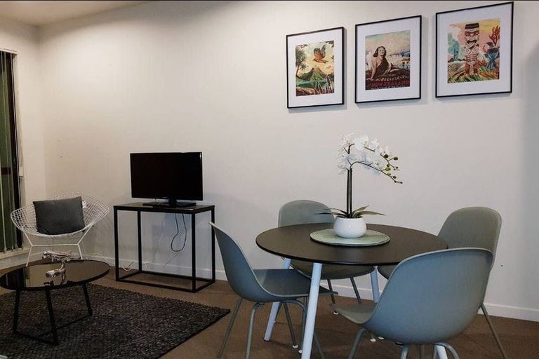Photo of property in Royal Court Apartments, 1193unit Hinemoa Street, Rotorua, 3010