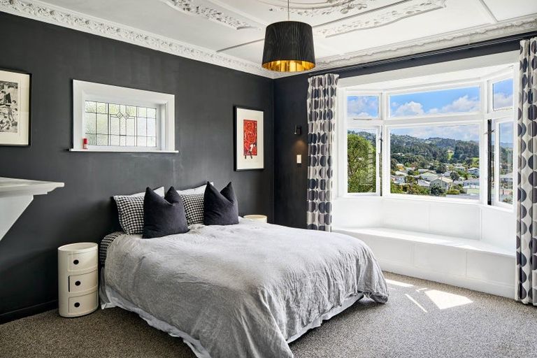 Photo of property in 10 Travancore Street, Island Bay, Wellington, 6023