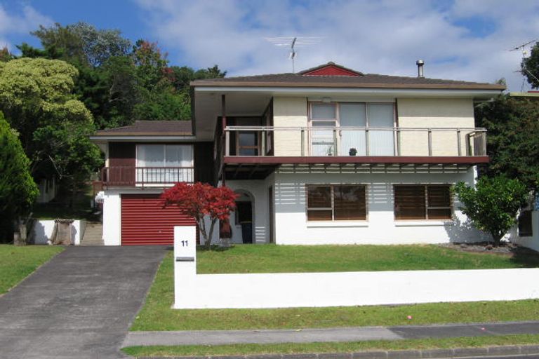 Photo of property in 11 Robin Lane, Browns Bay, Auckland, 0630