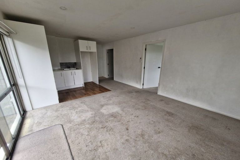 Photo of property in 4 Milich Terrace, Te Atatu South, Auckland, 0610