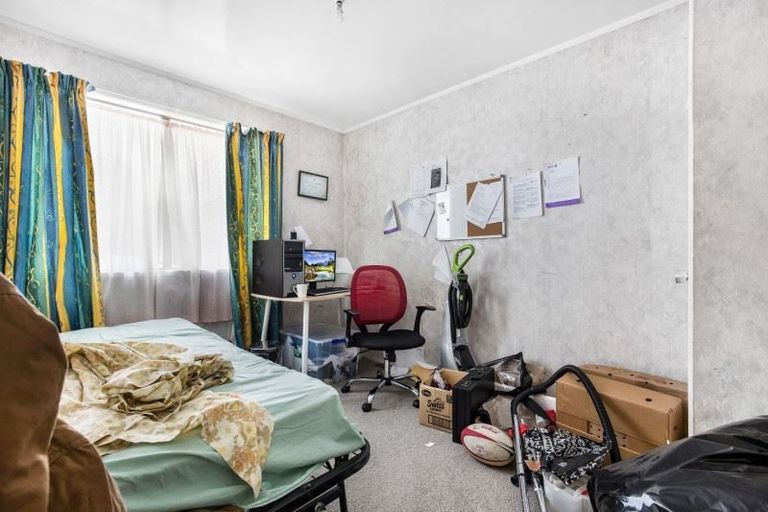 Photo of property in 3 Poutini Place, Manurewa, Auckland, 2102