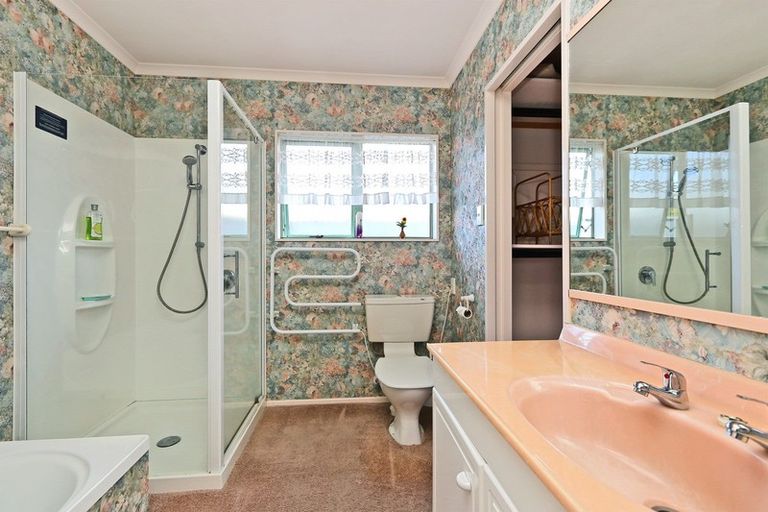 Photo of property in 17b Moeller Street, Taradale, Napier, 4112