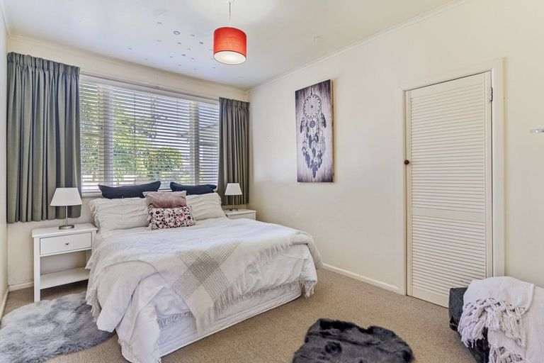 Photo of property in 13 Matapouri Road, Mangere Bridge, Auckland, 2022