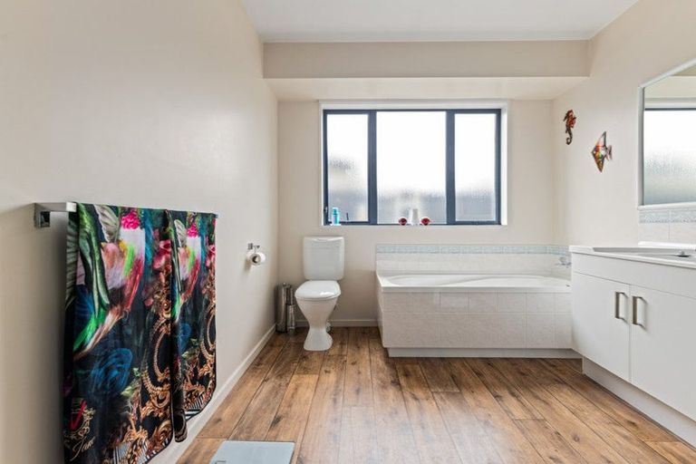 Photo of property in 16 Kildare Street, Northwood, Christchurch, 8051