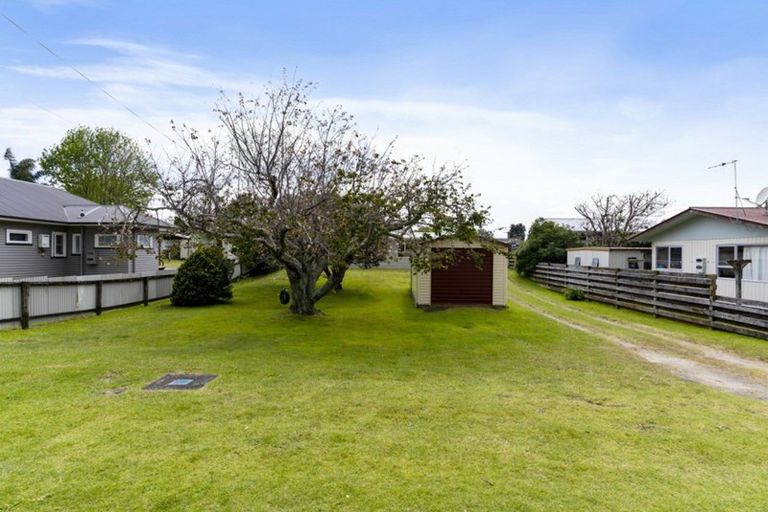 Photo of property in 114 Otahu Road, Whangamata, 3620