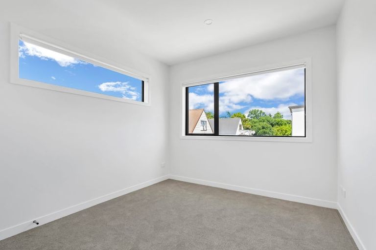 Photo of property in 2/10 Orchard Street, Wadestown, Wellington, 6012