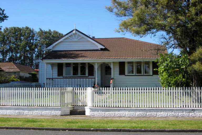 Photo of property in 310 Mandeno Street, Te Awamutu, 3800