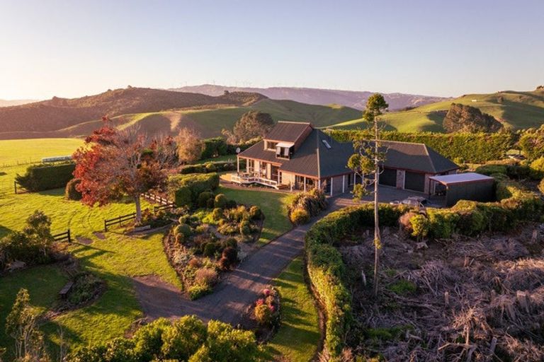 Photo of property in 187 Maungatawhiri Road, Raglan, 3295