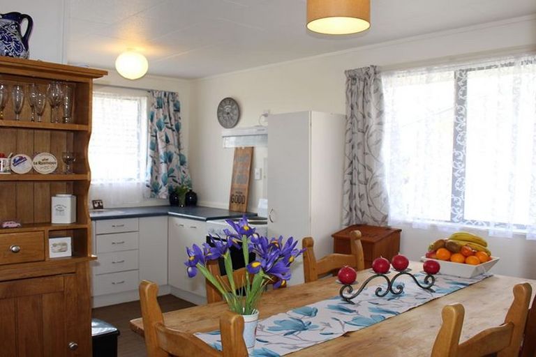 Photo of property in 23 Edinburgh Street, Tuakau, 2121