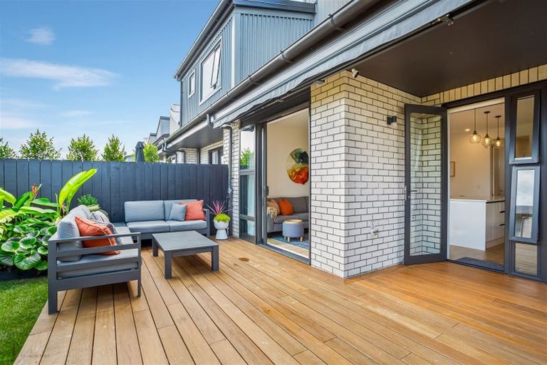 Photo of property in 20 Sioux Road, Hobsonville, Auckland, 0616