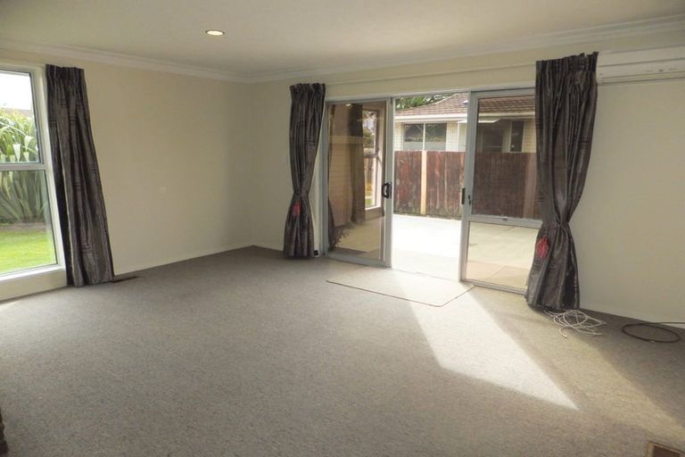 Photo of property in 33 Cavendish Road, Casebrook, Christchurch, 8051