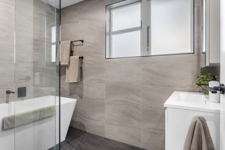 Photo of property in 272 Knowles Street, Mairehau, Christchurch, 8052