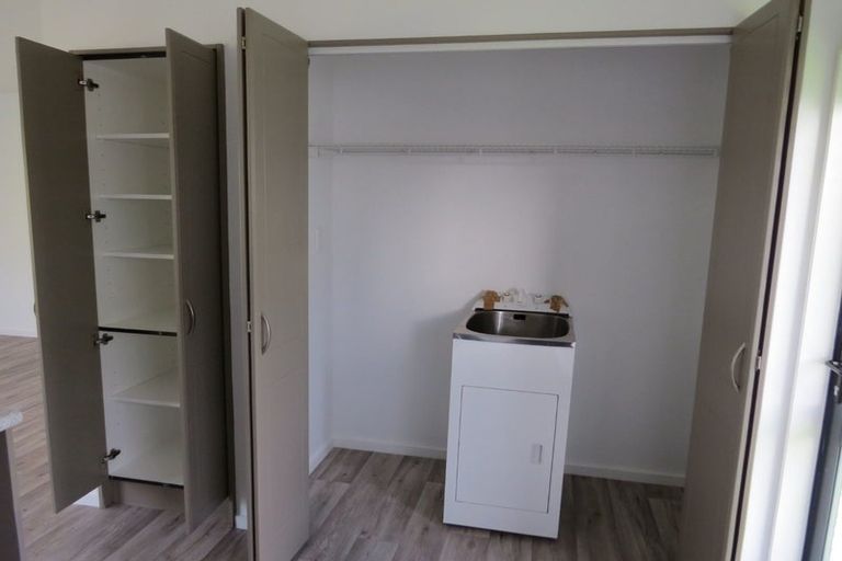 Photo of property in 141a-d Bedford Street, Cannons Creek, Porirua, 5024