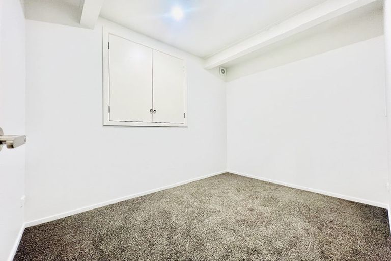 Photo of property in 24 Catkin Crescent, Papatoetoe, Auckland, 2025