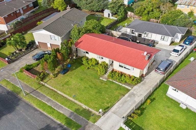 Photo of property in 21 Heybridge Street, Manurewa, Auckland, 2102