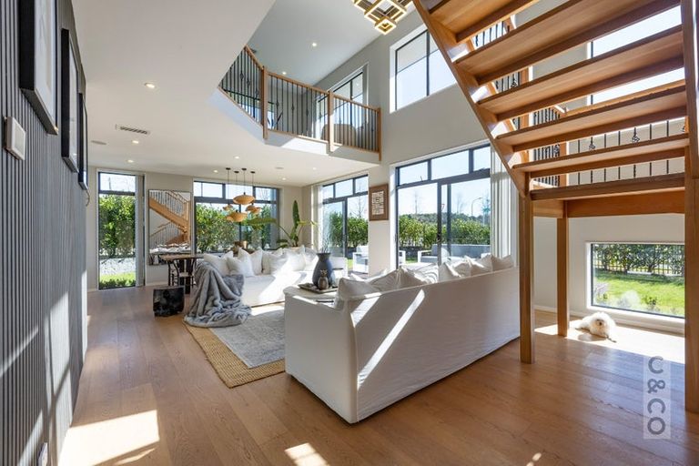 Photo of property in 2 Pitoitoi Drive, Riverhead, 0820