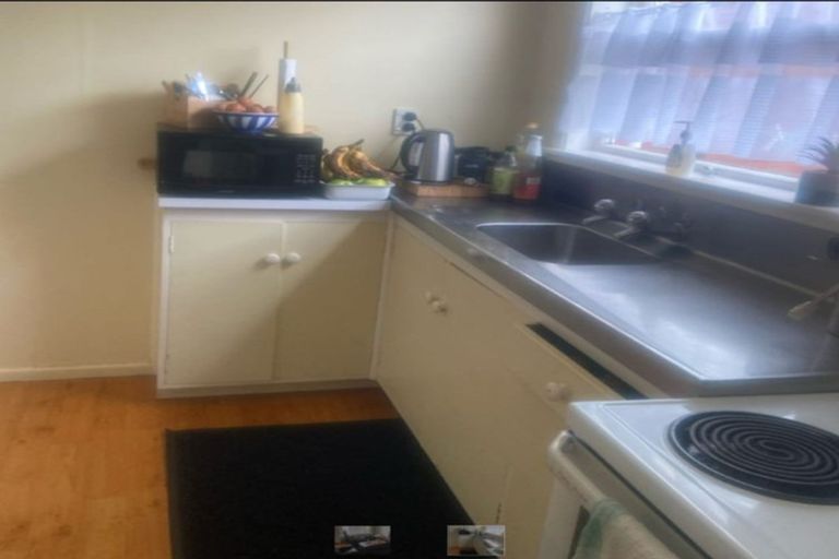 Photo of property in Shakespeare Flats, 8/48 Merton Street, Trentham, Upper Hutt, 5018