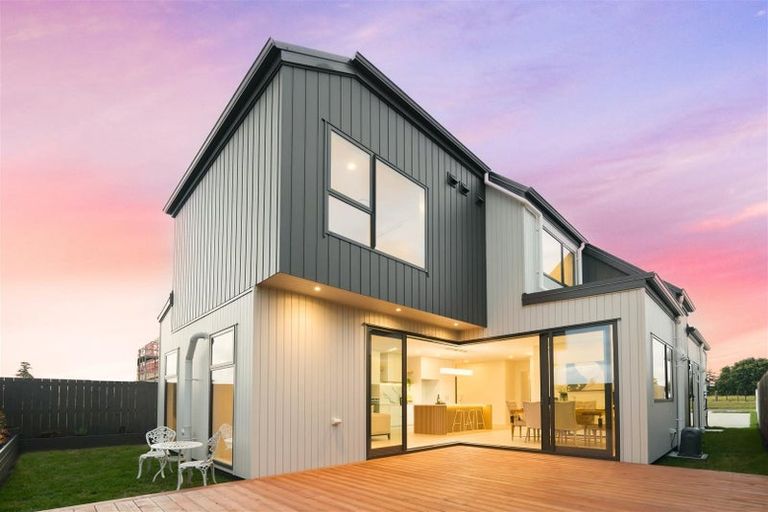 Photo of property in 47 Derbyshire Lane, Karaka, Papakura, 2580