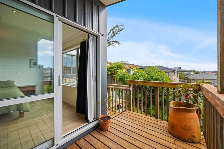 Photo of property in 60 Mili Way South, Ranui, Auckland, 0612