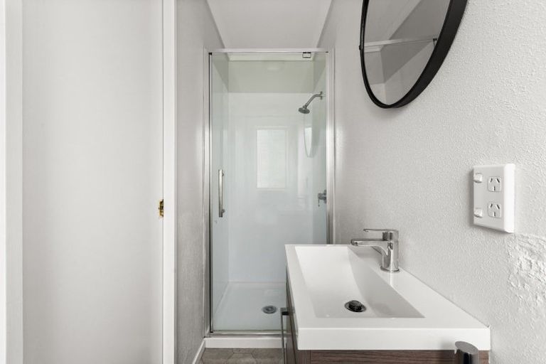 Photo of property in 2a Cassino Crescent, Onekawa, Napier, 4110