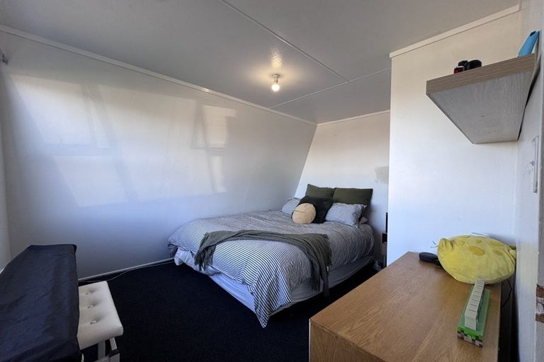 Photo of property in 71 Hedges Street, Sanson, 4817