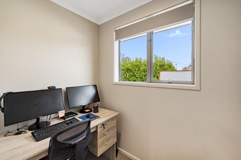 Photo of property in 121 Sutherland Road, Brookfield, Tauranga, 3110