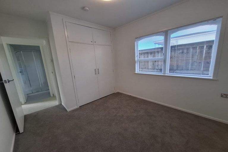 Photo of property in 1/45 Castor Bay Road, Castor Bay, Auckland, 0620