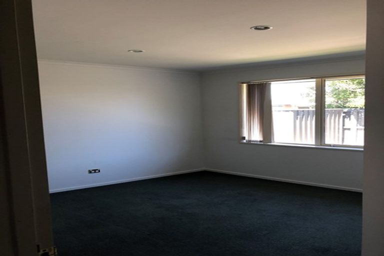 Photo of property in 10 Joe Burns Place, Wigram, Christchurch, 8042