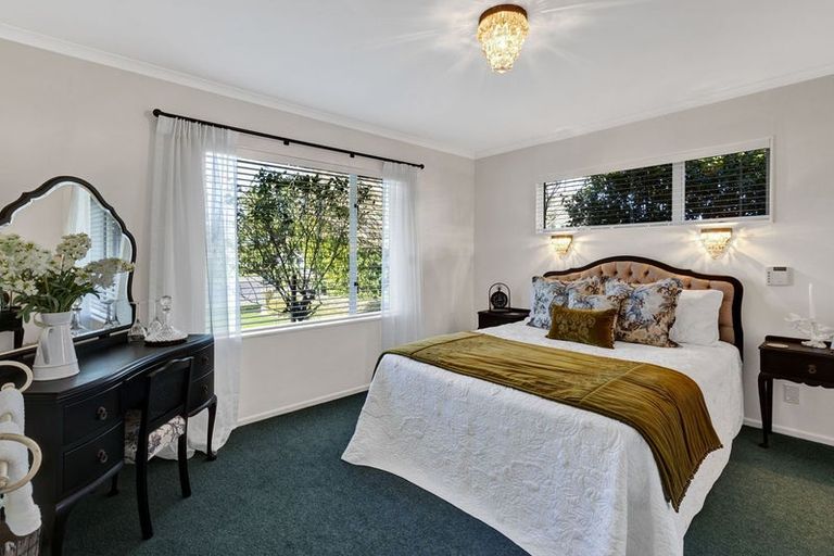 Photo of property in 6 Edna Wills Place, Hawera, 4610