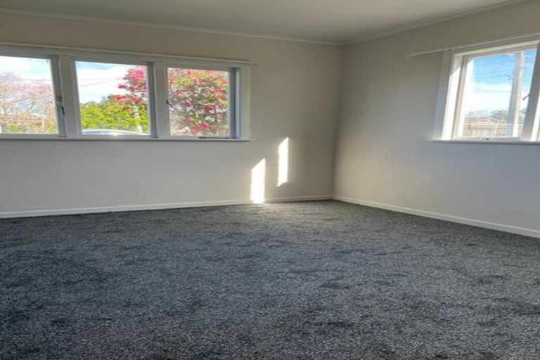Photo of property in 73a Heathdale Crescent, Papakura, 2110