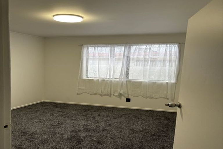 Photo of property in 5 Treviso Place, Clover Park, Auckland, 2023