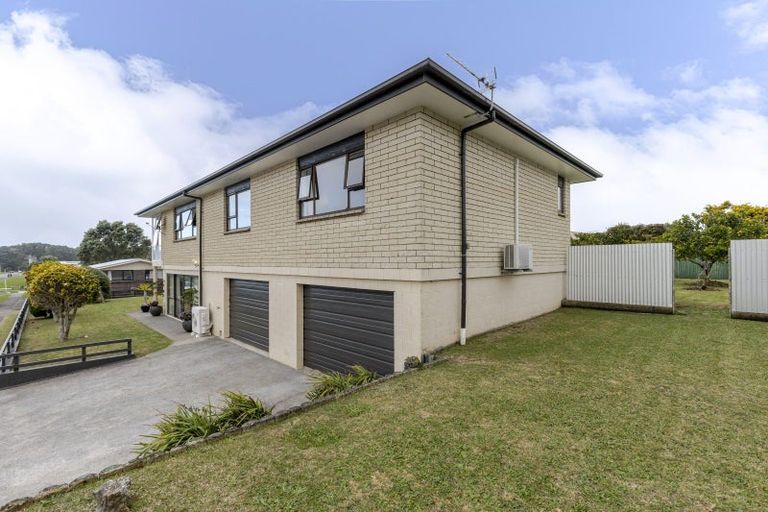 Photo of property in 39 Stafford Street, Waitara, 4320