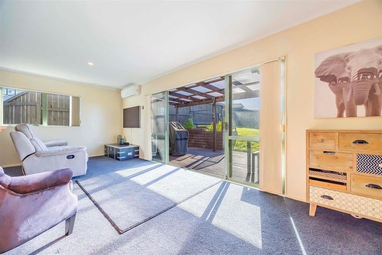 Photo of property in 10 Clea View, Gulf Harbour, Whangaparaoa, 0930