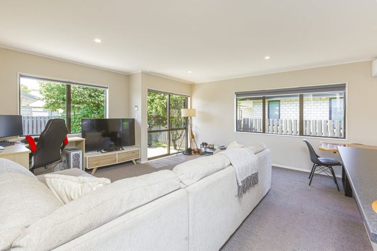 Photo of property in 3/45 Station Road, Takanini, 2112