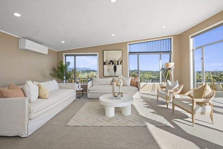 Photo of property in 100 Elsham Road, Lepperton, New Plymouth, 4373