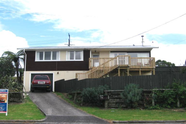Photo of property in 39 Shetland Street, Glen Eden, Auckland, 0602